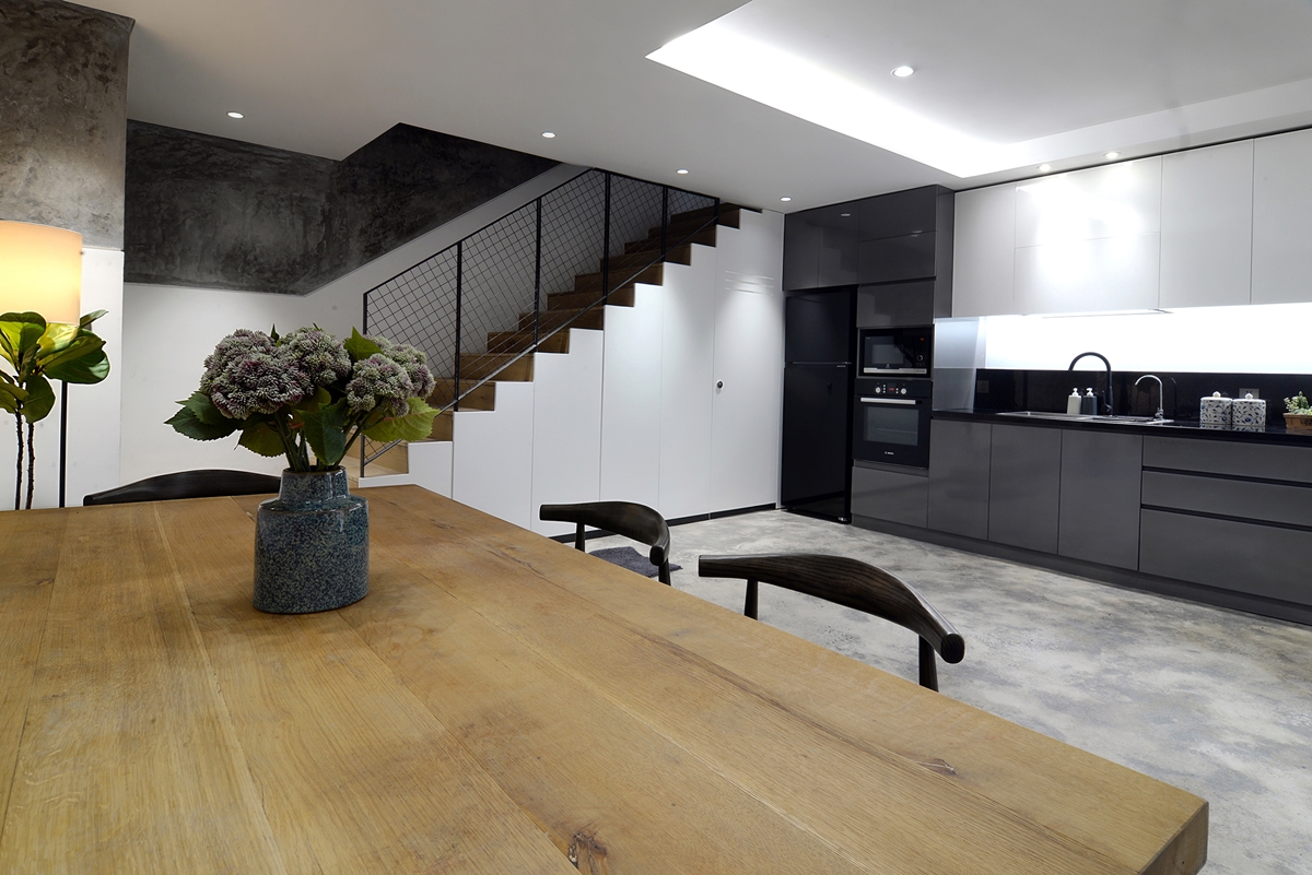 nhà xây trên đất méo KK House Minimal Design